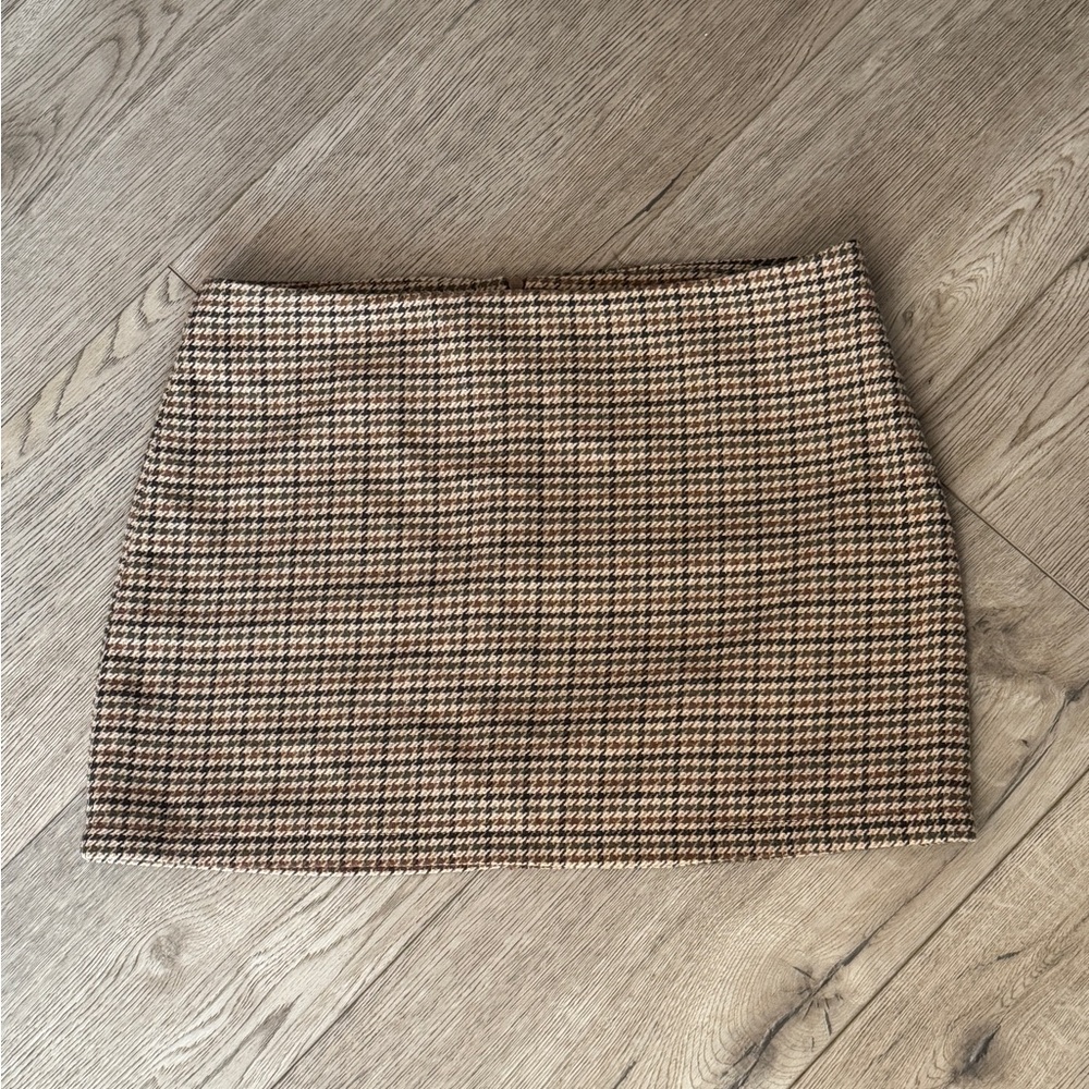 Brandy Melville Brown and Black Houndstooth Mini Skirt
